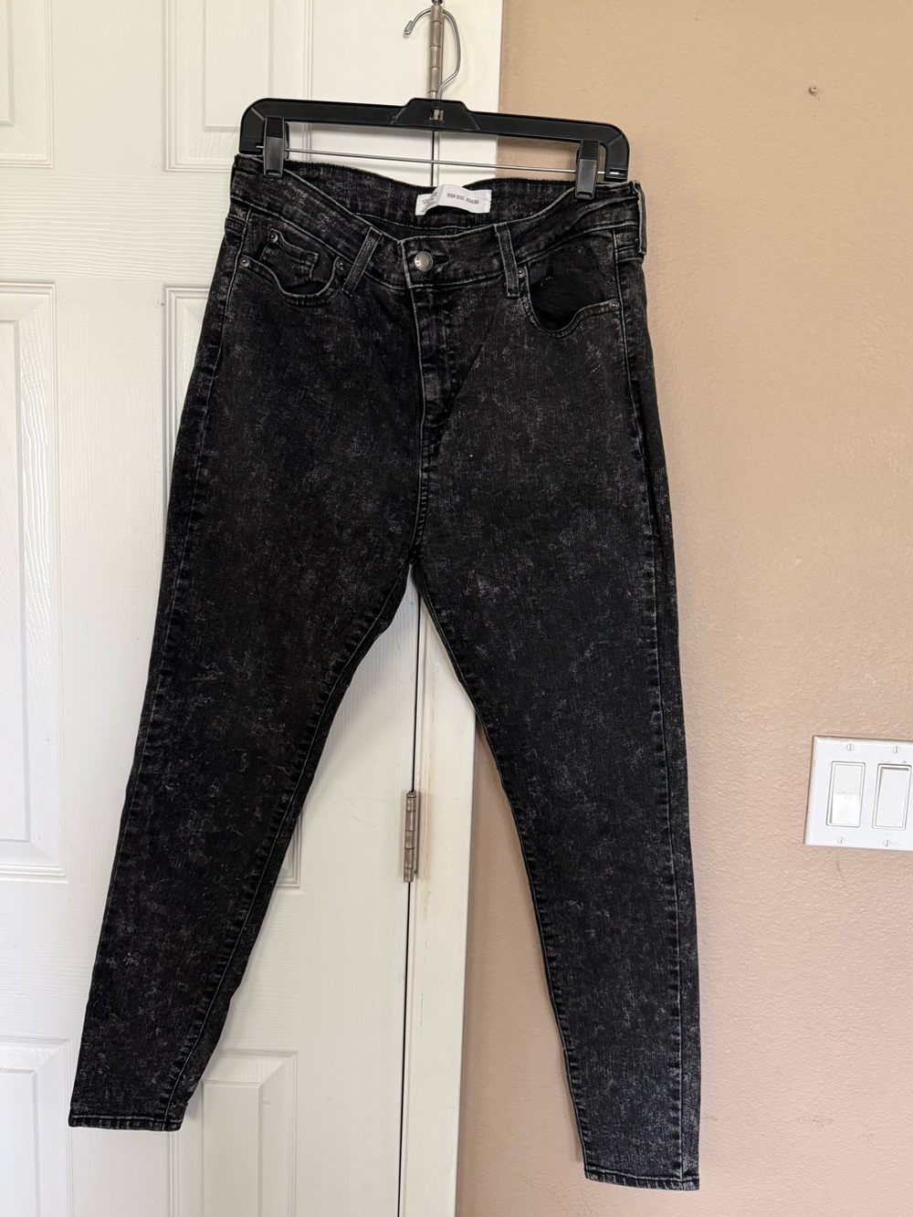 Levi Strauss Black Washed High-Waist Women’s Jeans